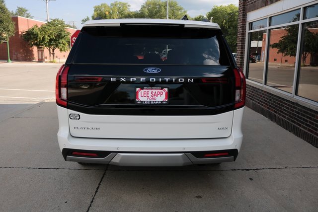 New 2025 Ford Expedition Max Platinum w/ Driver's Package image 7