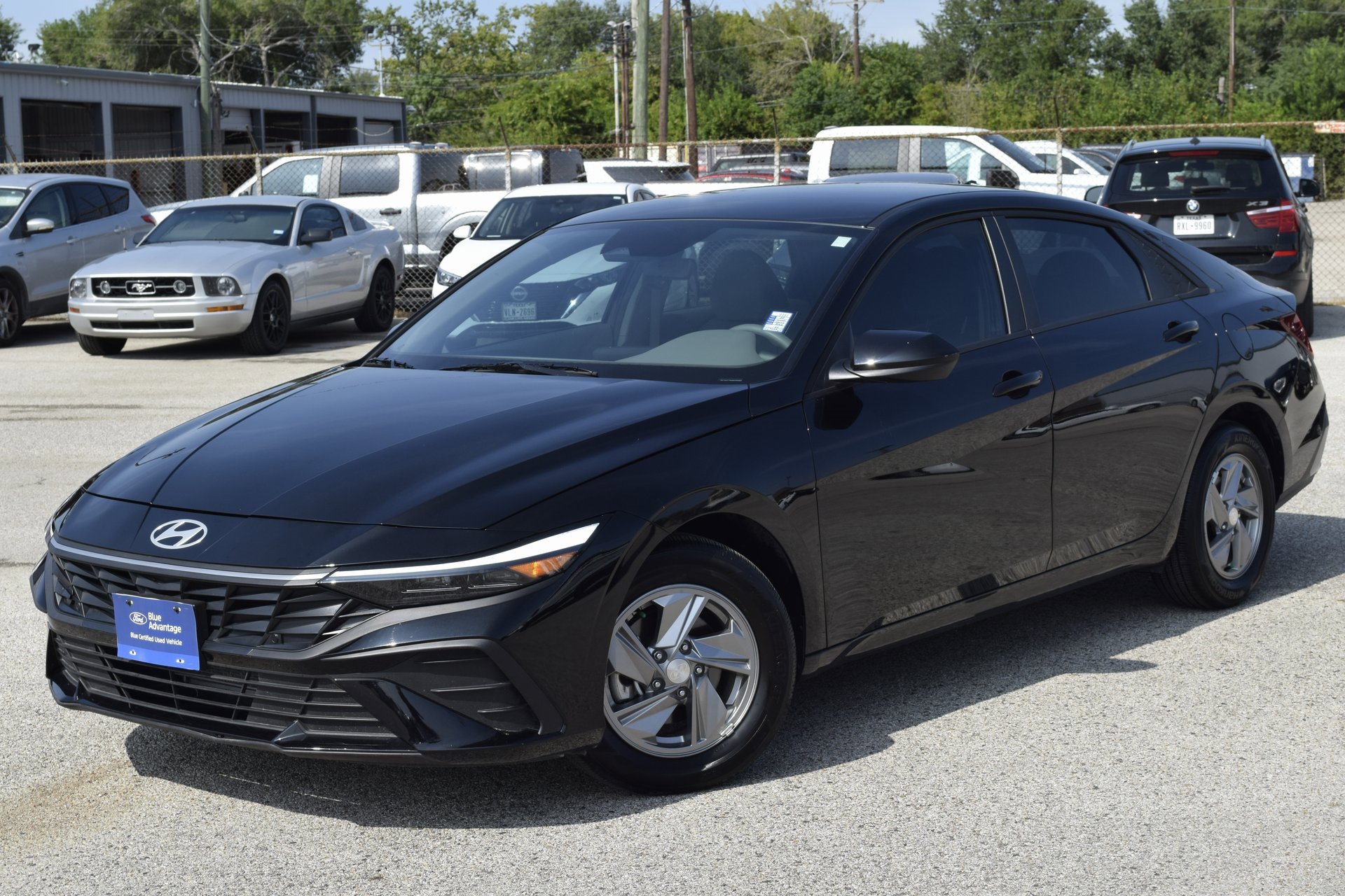 Used 2025 Hyundai Elantra SE