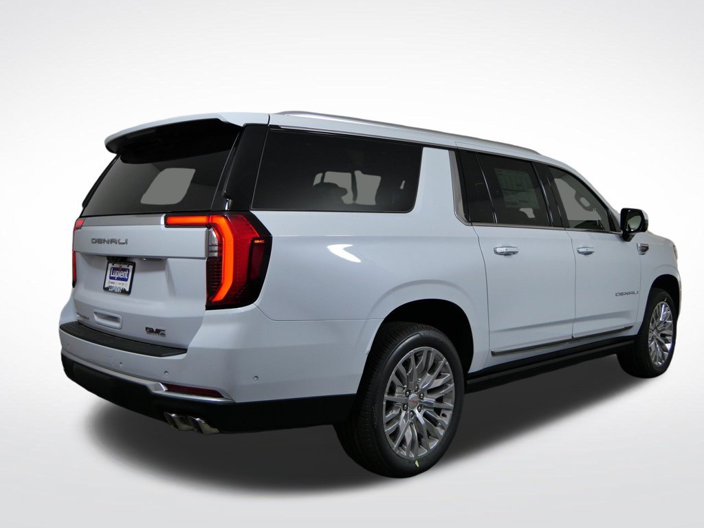 New 2026 GMC Yukon XL Denali w/ Denali Reserve Package AWD/4WD image 2