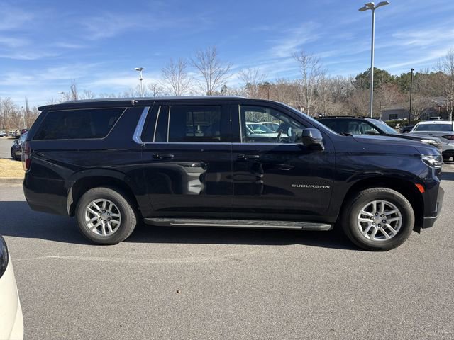 Used 2024 Chevrolet Suburban LT image 2