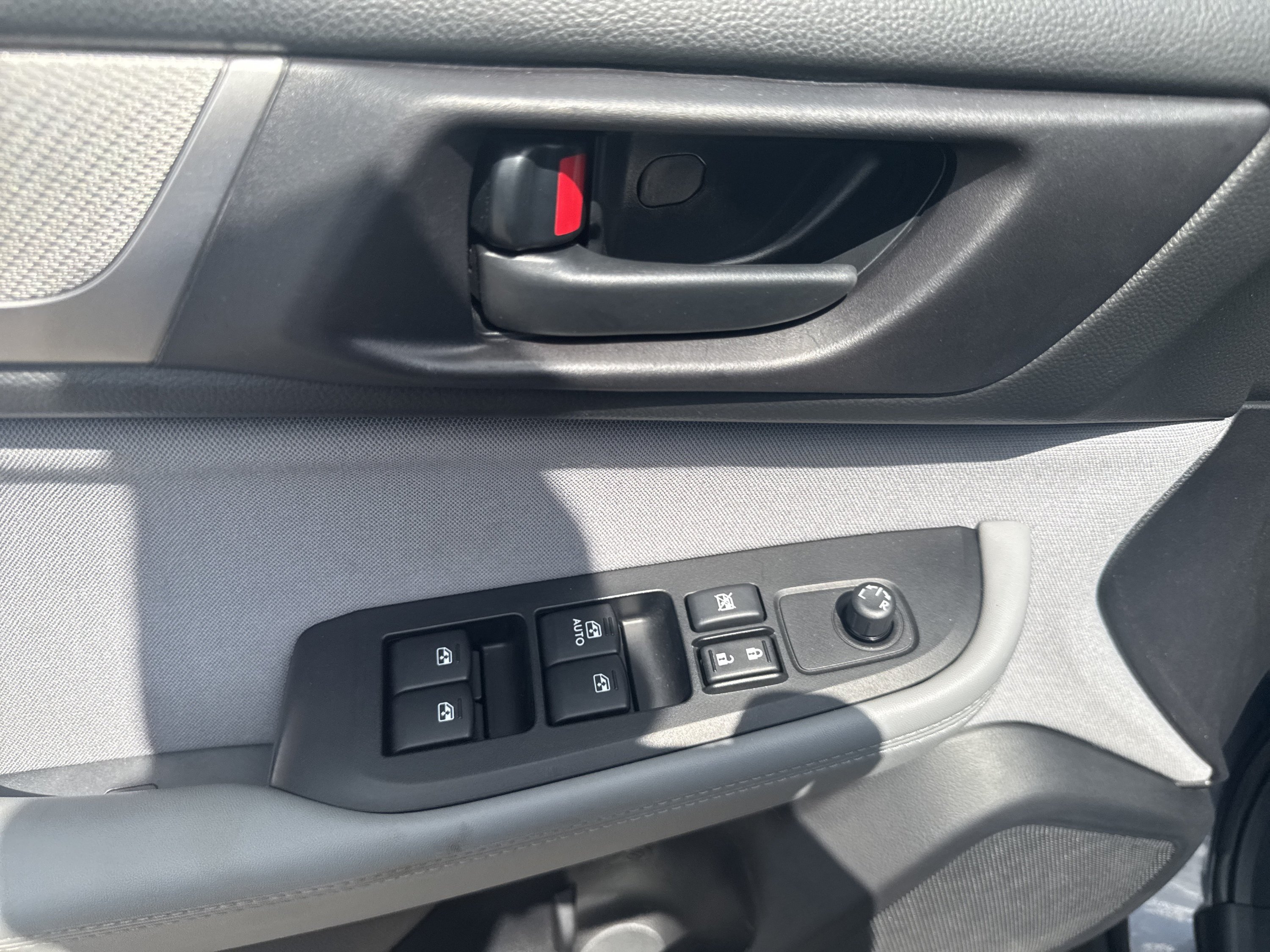 Used 2019 Subaru Outback 2.5i AWD/4WD image 13