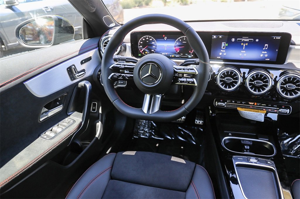 New 2025 Mercedes-Benz CLA 250 image 15