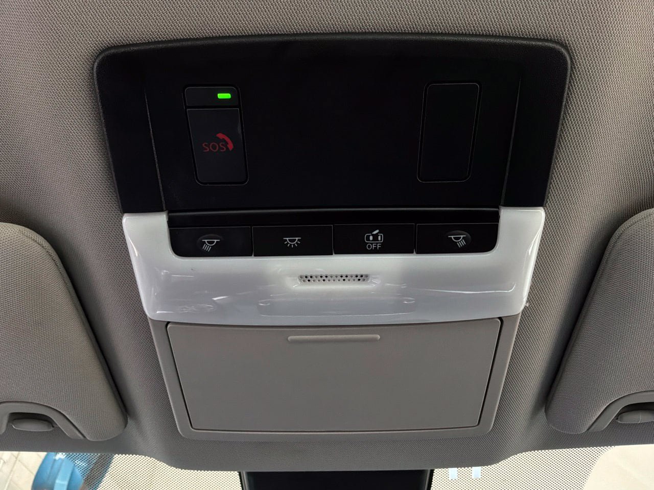 Used 2025 Nissan Altima 2.5 SV FWD image 17
