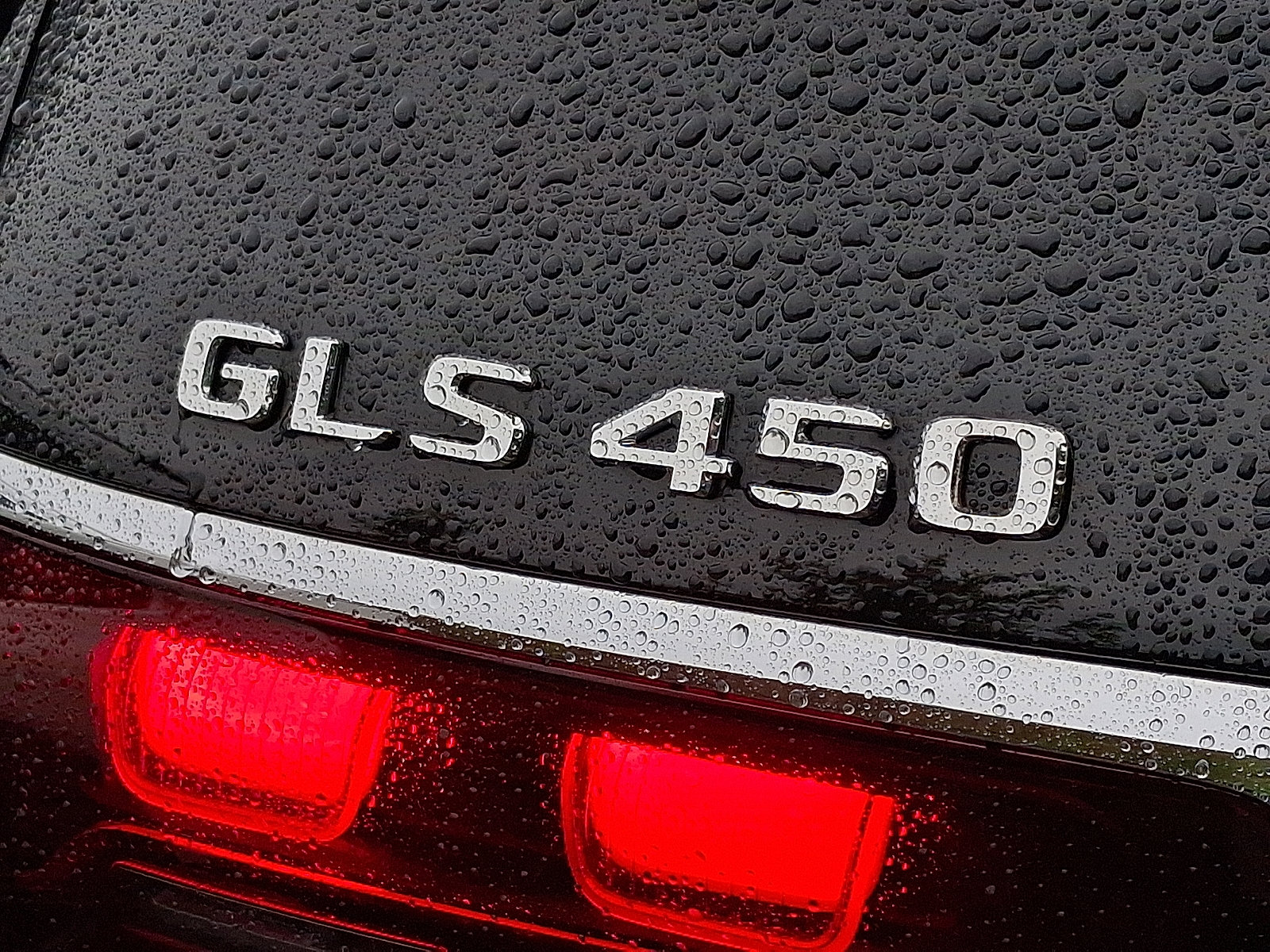 Used 2025 Mercedes-Benz GLS 450 4MATIC image 33