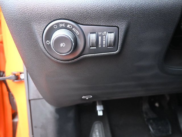 New 2026 Jeep Compass Limited w/ Sun, Sound & Navigation Group AWD/4WD image 33