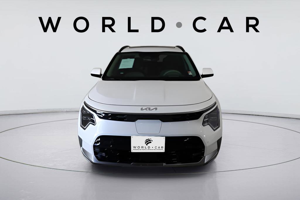 Used 2023 Kia Niro Wave image 2