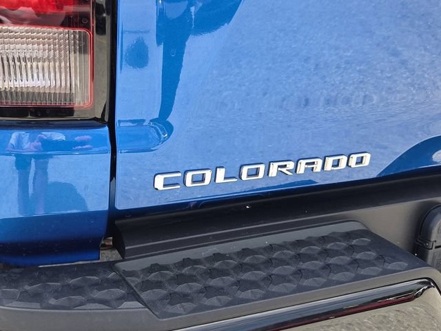 Used 2024 Chevrolet Colorado ZR2 w/ Safety Package AWD/4WD image 11