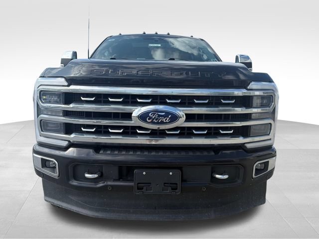 Used 2024 Ford F250 Platinum AWD/4WD image 2