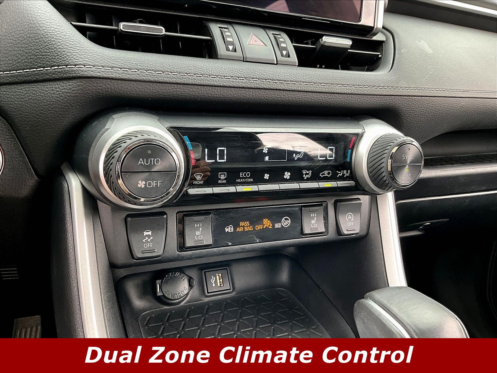 Used 2024 Toyota RAV4 XLE Premium w/ Weather Package AWD/4WD image 15