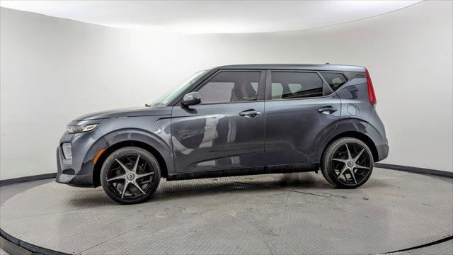 Used 2020 Kia Soul LX image 3