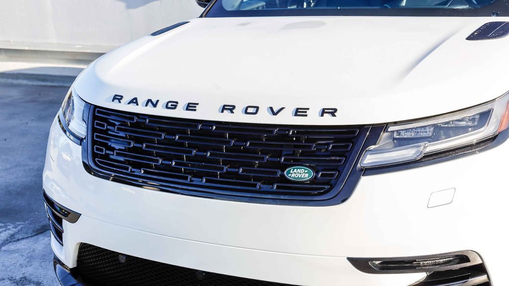 Used 2024 Land Rover Range Rover Velar Dynamic SE AWD/4WD image 6