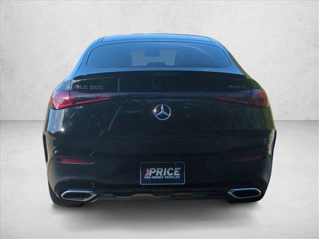 Used 2025 Mercedes-Benz GLC 300 4MATIC image 7