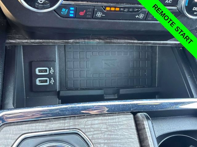 Used 2019 Ford Expedition Limited w/ Equipment Group 302A AWD/4WD image 26