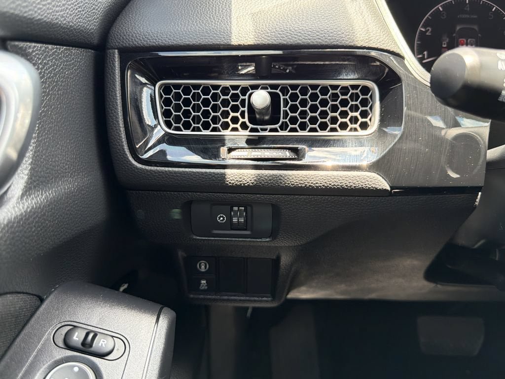 Used 2023 Honda Civic LX image 26