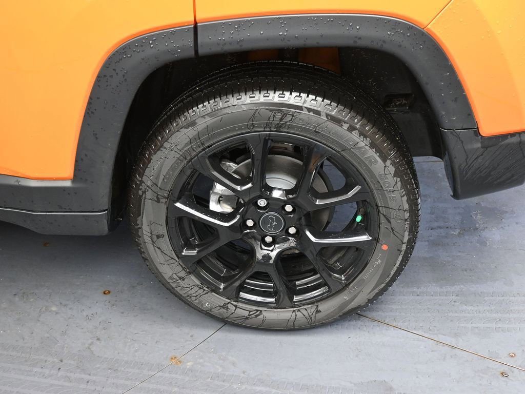 New 2026 Jeep Compass Latitude AWD/4WD image 9