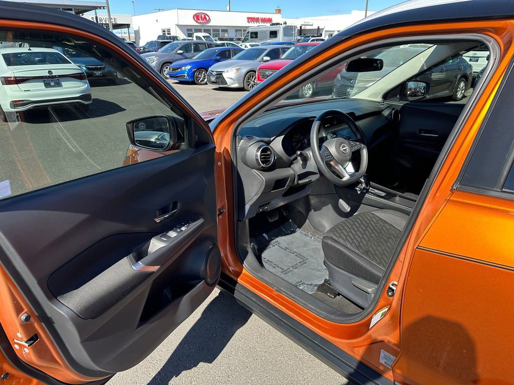 Used 2022 Nissan Kicks SV FWD image 19