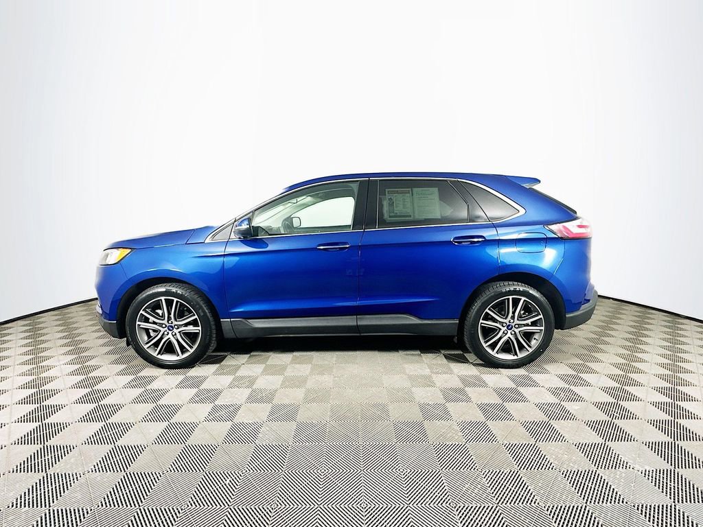 Used 2021 Ford Edge Titanium image 6