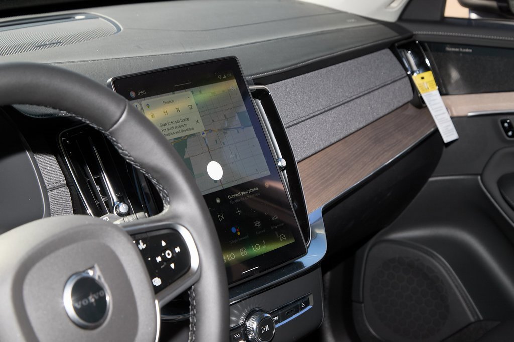 New 2026 Volvo XC90 B6 Plus w/ Protection Package Premier image 22