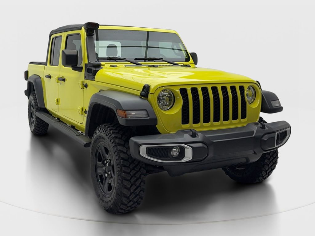 Used 2023 Jeep Gladiator Sport w/ Trailer Tow Package AWD/4WD image 2