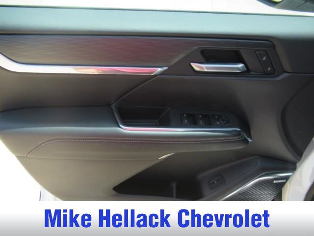 Used 2025 GMC Acadia Elevation FWD image 24