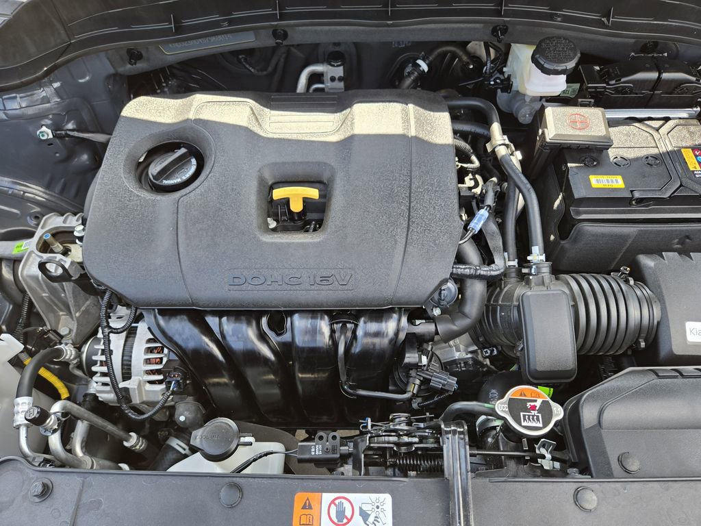 Certified 2025 Kia Soul LX FWD image 30