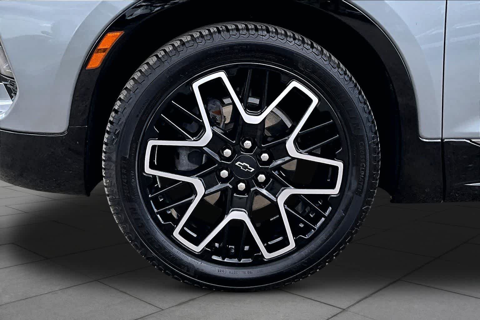 Used 2023 Chevrolet Blazer RS w/ Enhanced Convenience Package FWD image 20