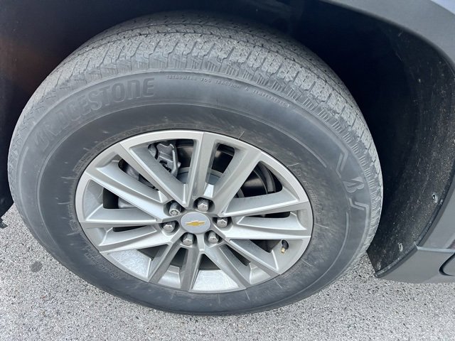 Used 2022 Chevrolet Traverse LT image 11