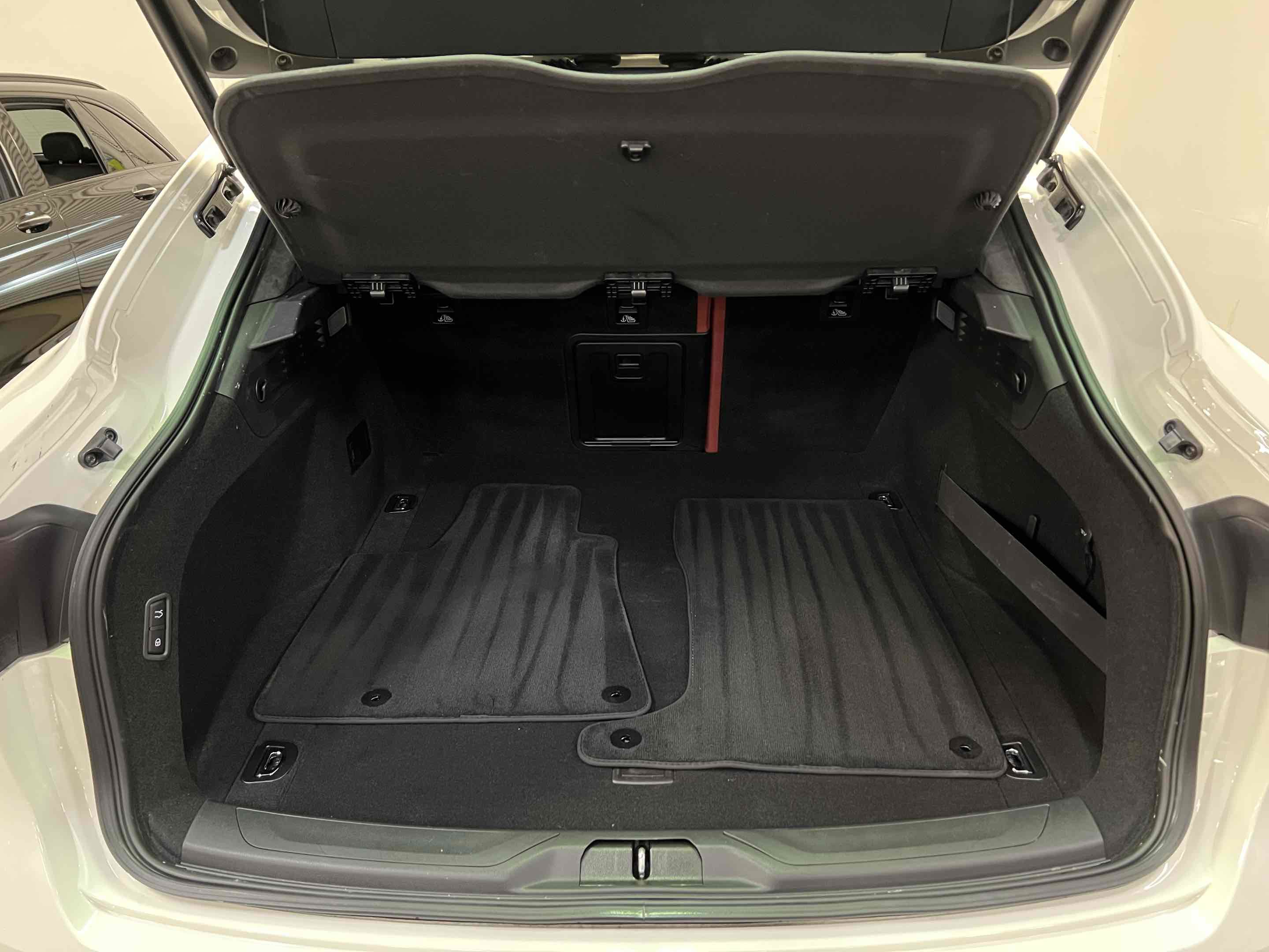 Used 2022 Maserati Levante GT image 73