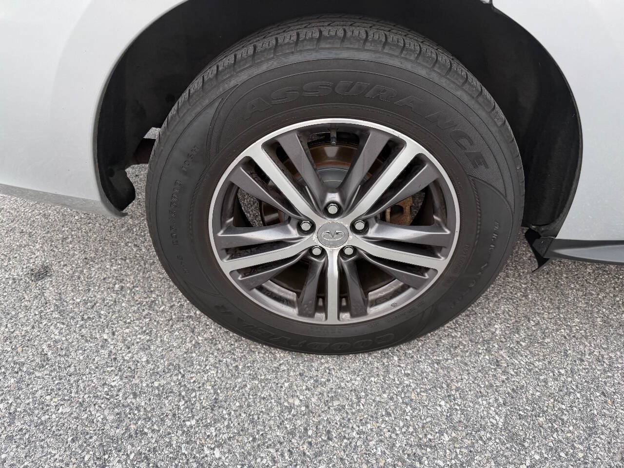 Used 2019 INFINITI QX60 Luxe w/ Essential Package AWD/4WD image 31