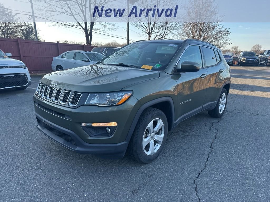 Used 2019 Jeep Compass Latitude w/ Popular Equipment Group image 1