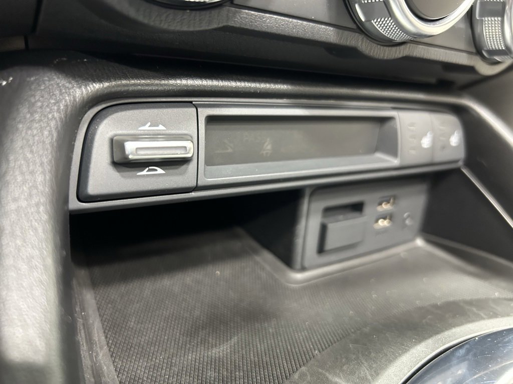 Used 2017 MAZDA MX-5 Miata RF Grand Touring image 16