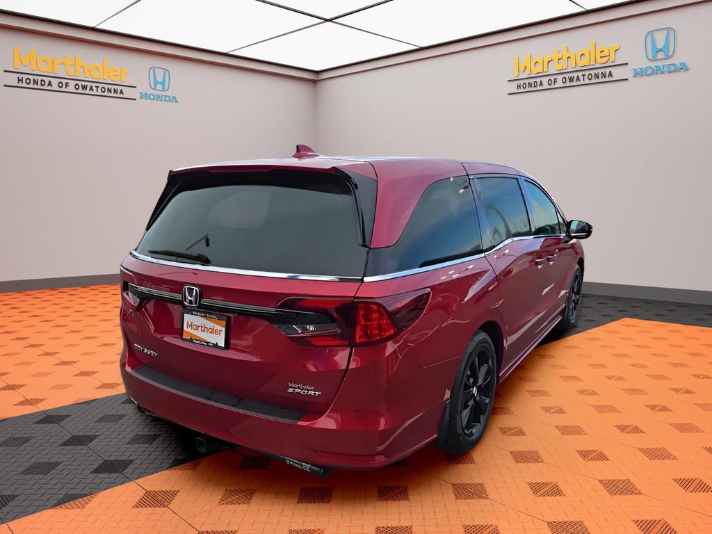Used 2024 Honda Odyssey Sport image 5