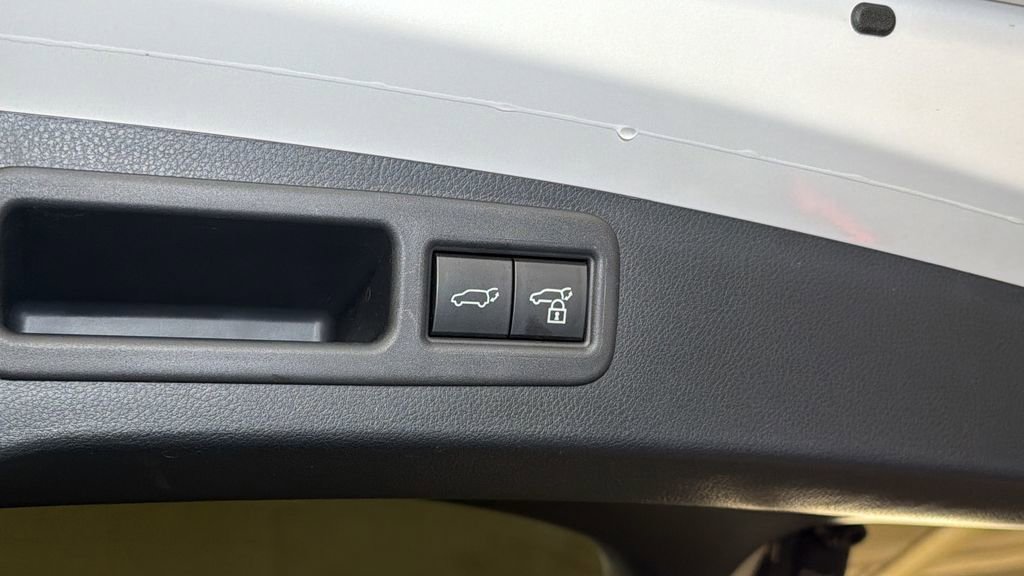 Used 2023 Lexus RX 350 Premium w/ Accessory Package AWD/4WD image 15