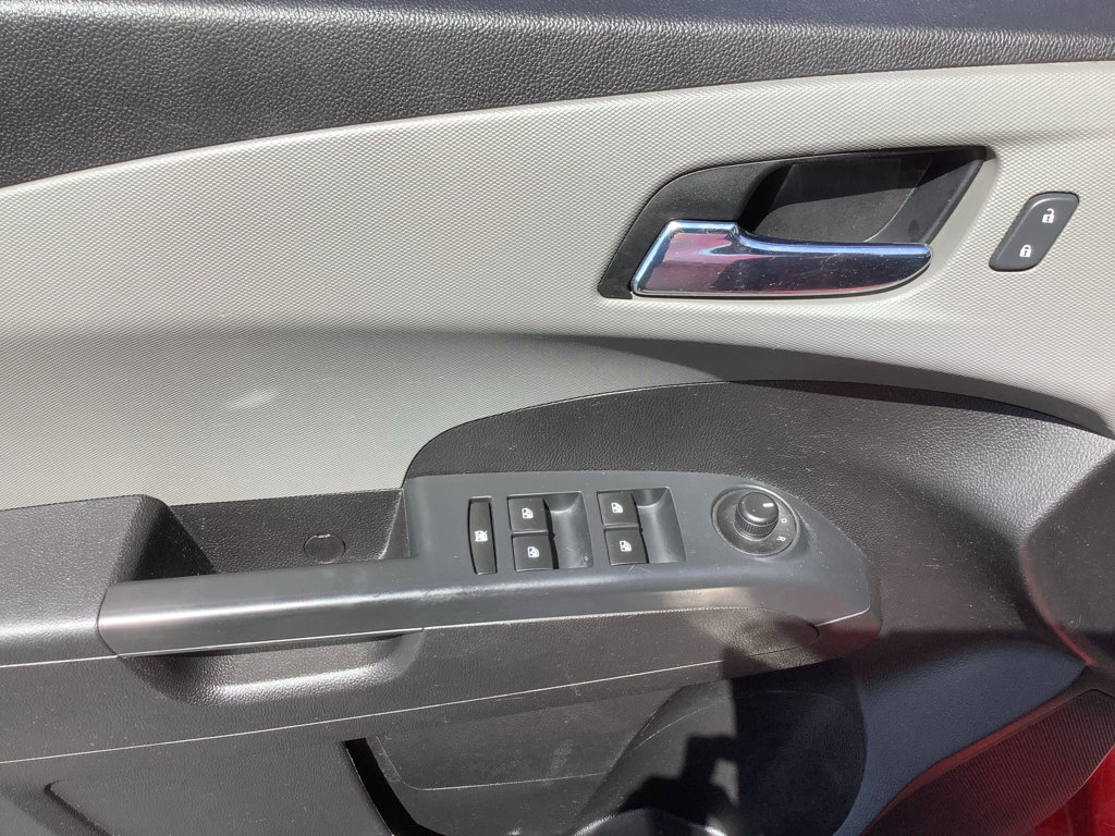 Used 2015 Chevrolet Sonic LT image 11