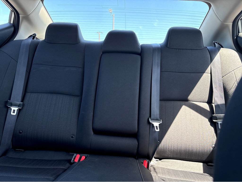 Used 2024 Nissan Altima 2.5 SV FWD image 15