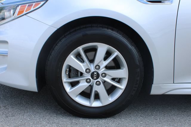 Used 2018 Kia Optima LX FWD image 32