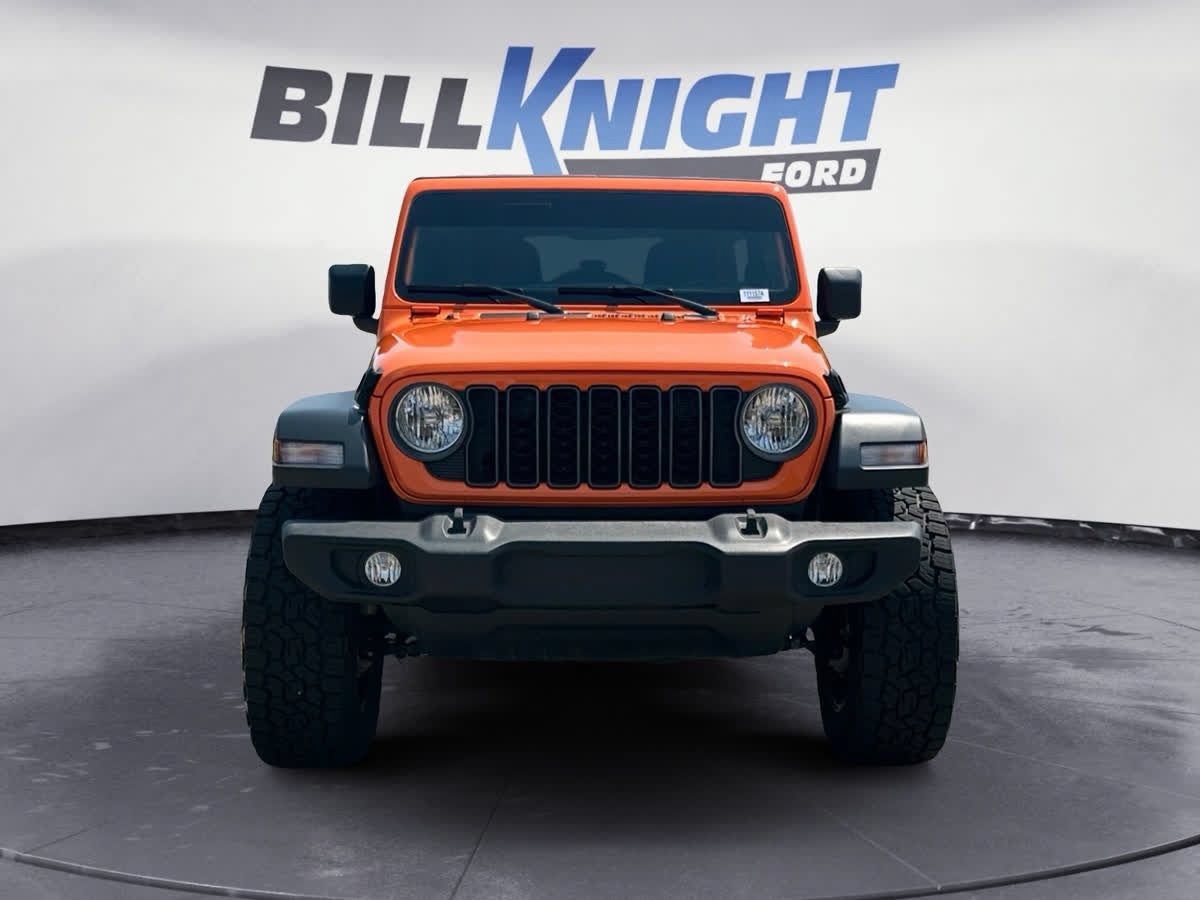 Used 2025 Jeep Wrangler Unlimited Sport AWD/4WD image 2