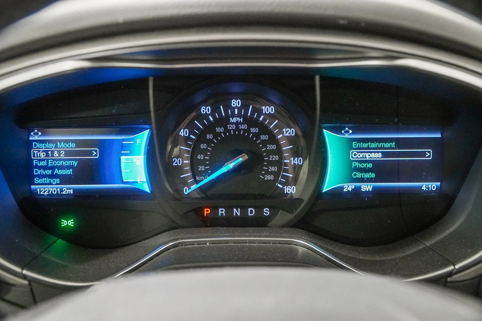 Used 2015 Ford Fusion SE w/ Equipment Group 202A image 42