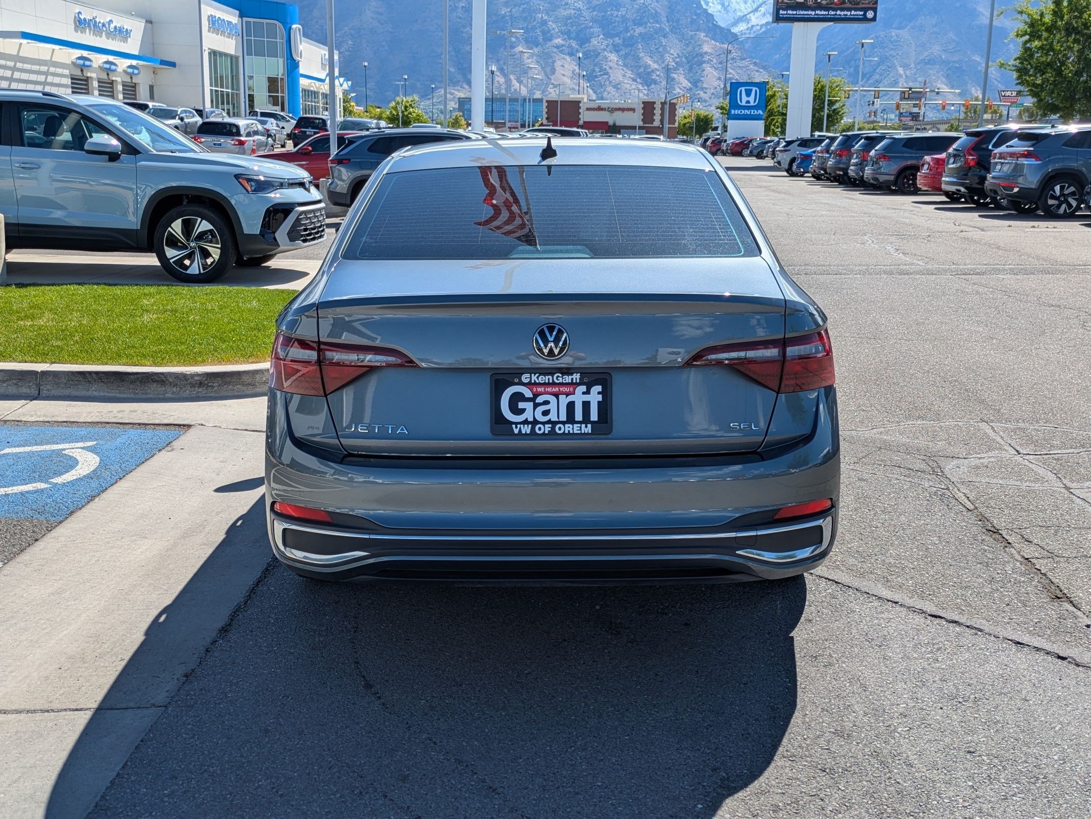 Used 2022 Volkswagen Jetta SEL FWD image 7