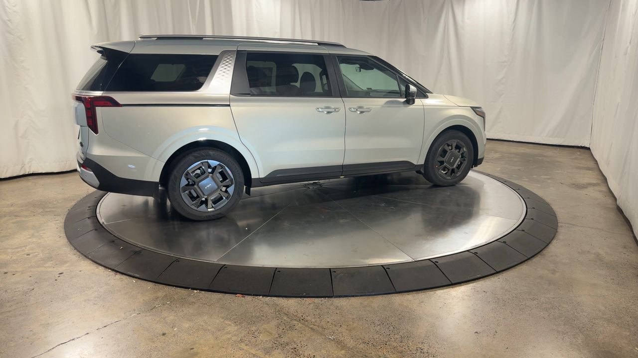 New 2026 Kia Carnival EX image 2