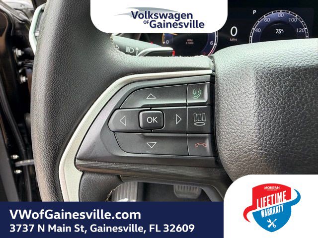 Used 2023 Jeep Grand Cherokee Laredo RWD image 25