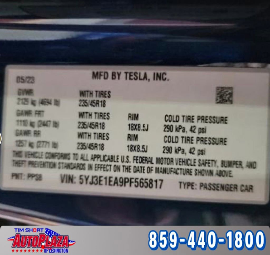Used 2023 Tesla Model 3 Standard Range image 11