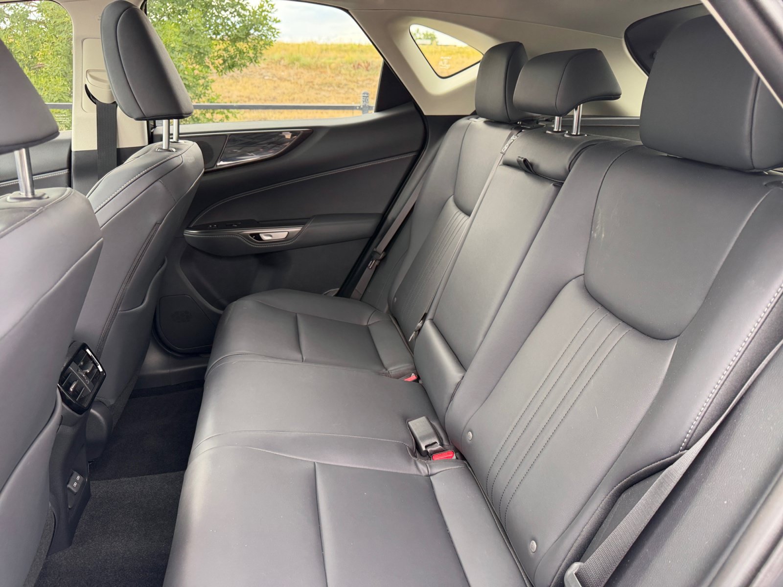 Used 2025 Lexus NX 350h AWD w/ Accessory Package (K3) image 17