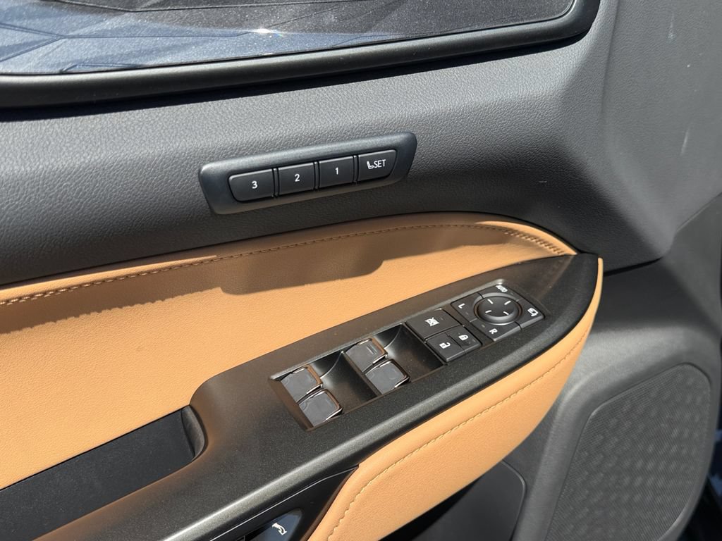 New 2026 Lexus NX 350h AWD w/ Premium Package image 11