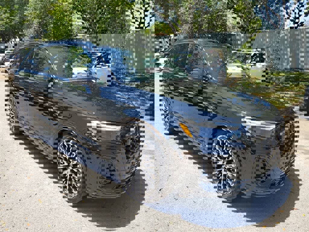 New 2025 Audi SQ7 Premium Plus image 2