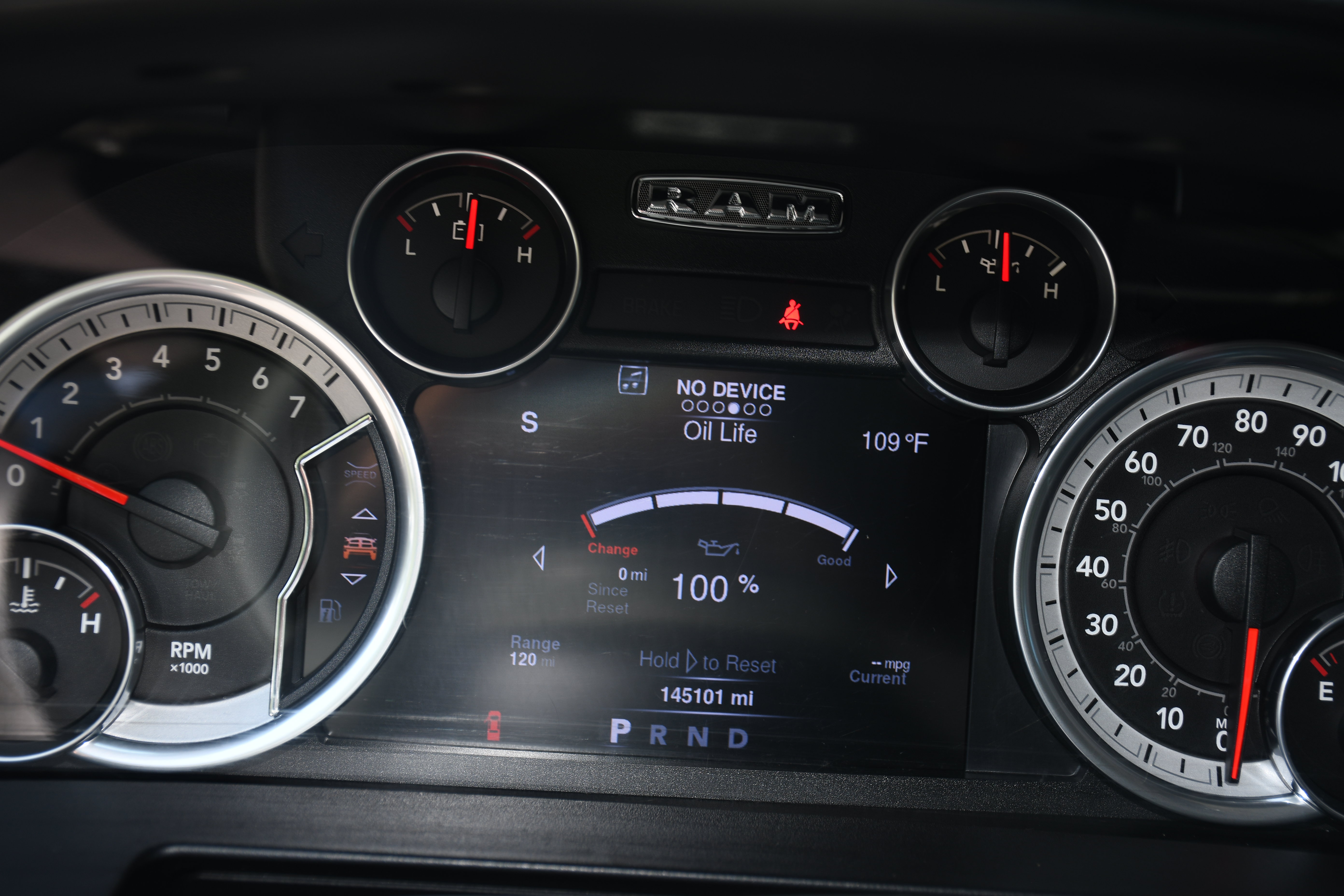 Used 2016 RAM 1500 Laramie w/ Convenience Group RWD image 11