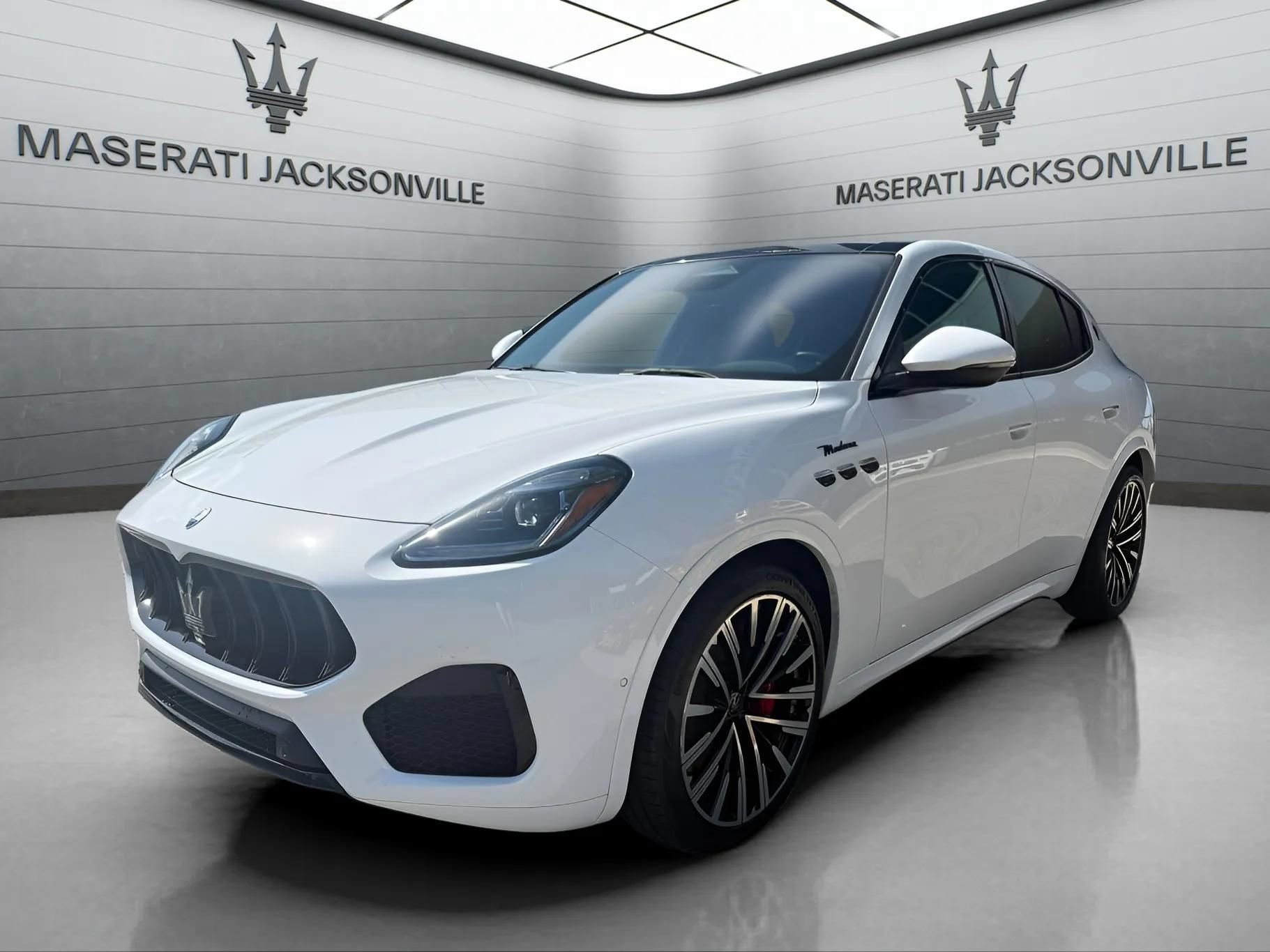 Certified 2023 Maserati Grecale Modena AWD/4WD image 9