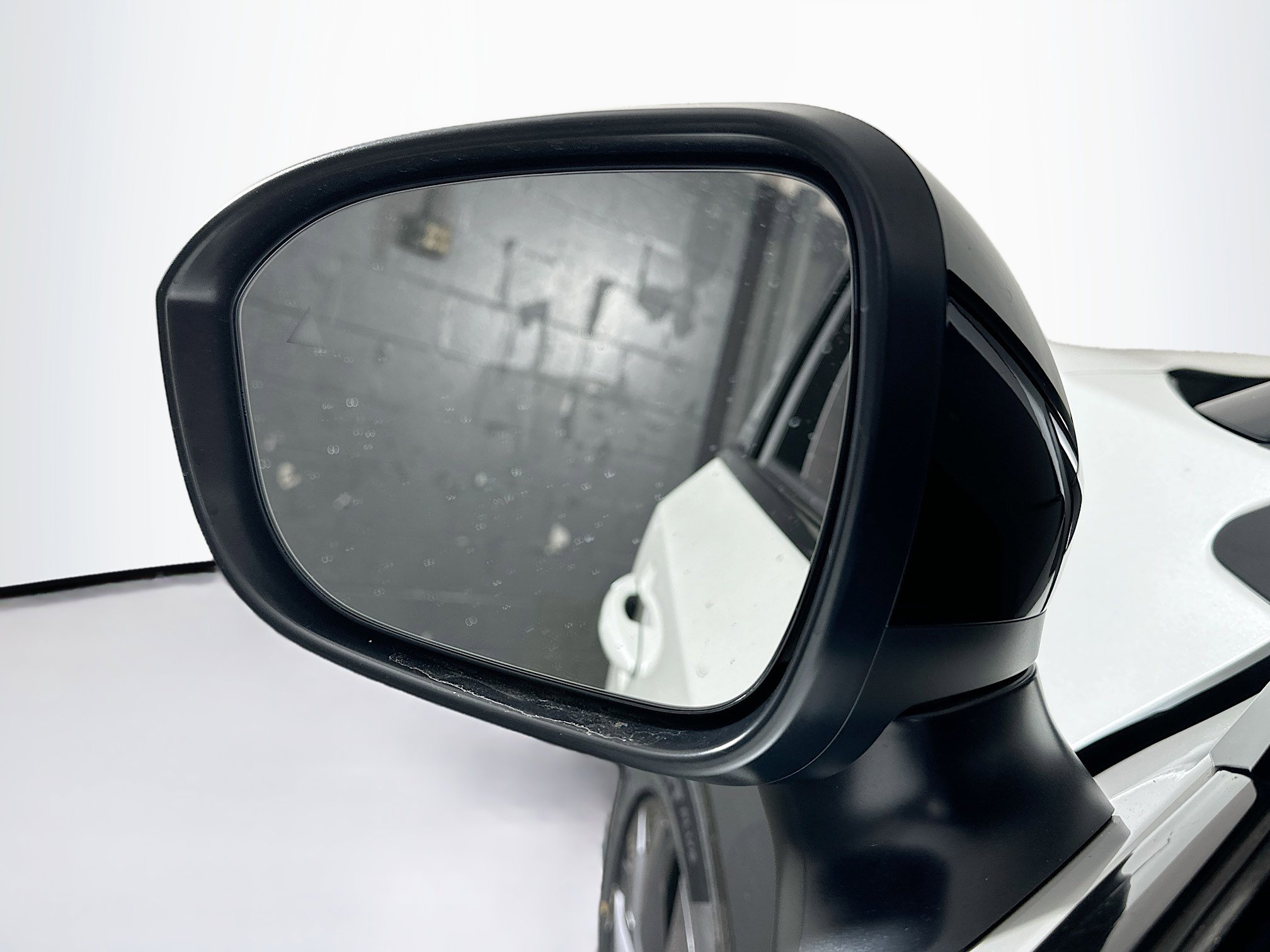 Used 2023 Nissan Ariya FWD image 16