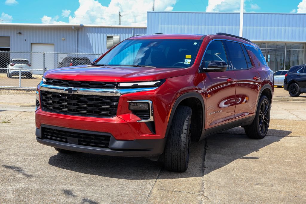 Used 2026 Chevrolet Traverse LT w/ Driver Confidence Package FWD image 25