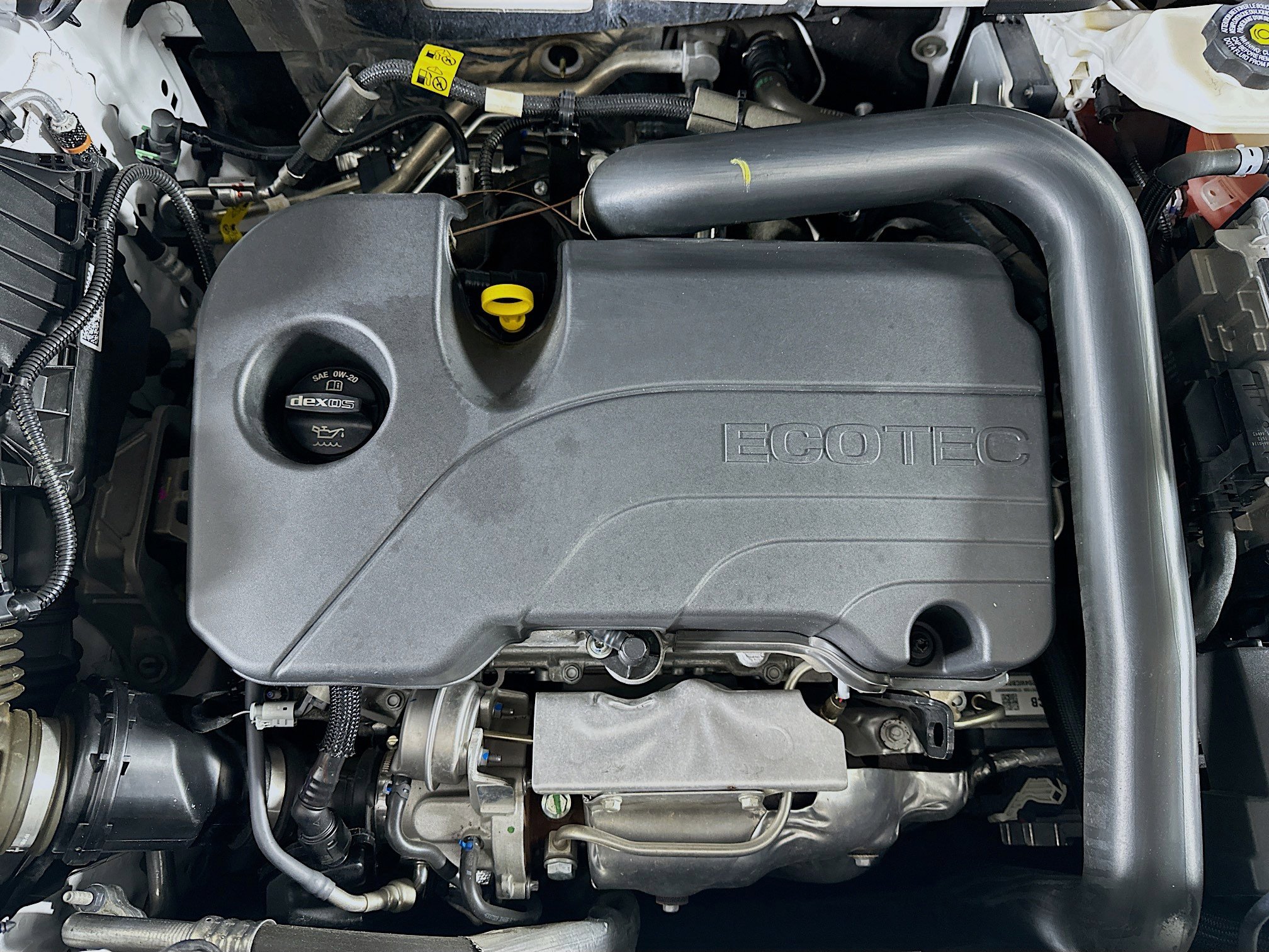 Used 2024 GMC Terrain SLT image 32